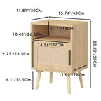 Comodino in Rattan da 22,83'' H, Tavolino con Ante e Ripiani aperti, Tavolino d'Appoggio con Gambe in Legno Massiccio per Camera da Letto, Dormitorio e Piccoli Spazi, Quercia
