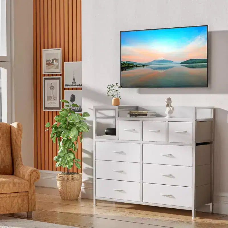 Cassettiera in tessuto a 39 cassetti, cassettiera moderna con stazione di ricarica, cassettiera con 9 cassetti e ripiano, cassettiera porta TV per camera da letto, soggiorno